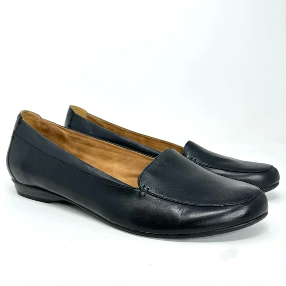 Naturalizer Women's Saban Black Leather Slip On Flats Loafers - Picture 3 of 15
